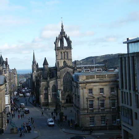 Royal Mile Group Apartments إدنبرة الغرفة الصورة